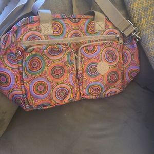 Like NEW Kipling tote/carry on